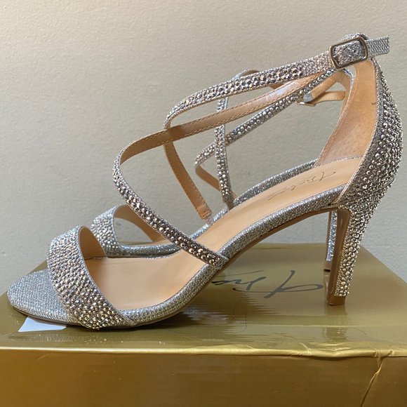 Thalia Sodi Womens DARRIA4F Fabric Open Toe T-Strap Sandals- PEWTER SIZE 8W - Picture 5 of 8